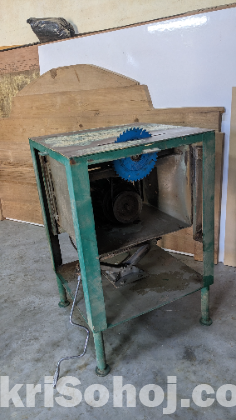 ফার্নিচার কাজের বোর্ড কাটার মেশিন